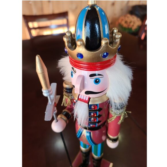 Wooden Nutcracker Soldier Statue Christmas Decor Xmas Holiday Table Decoration - Picture 7 of 12